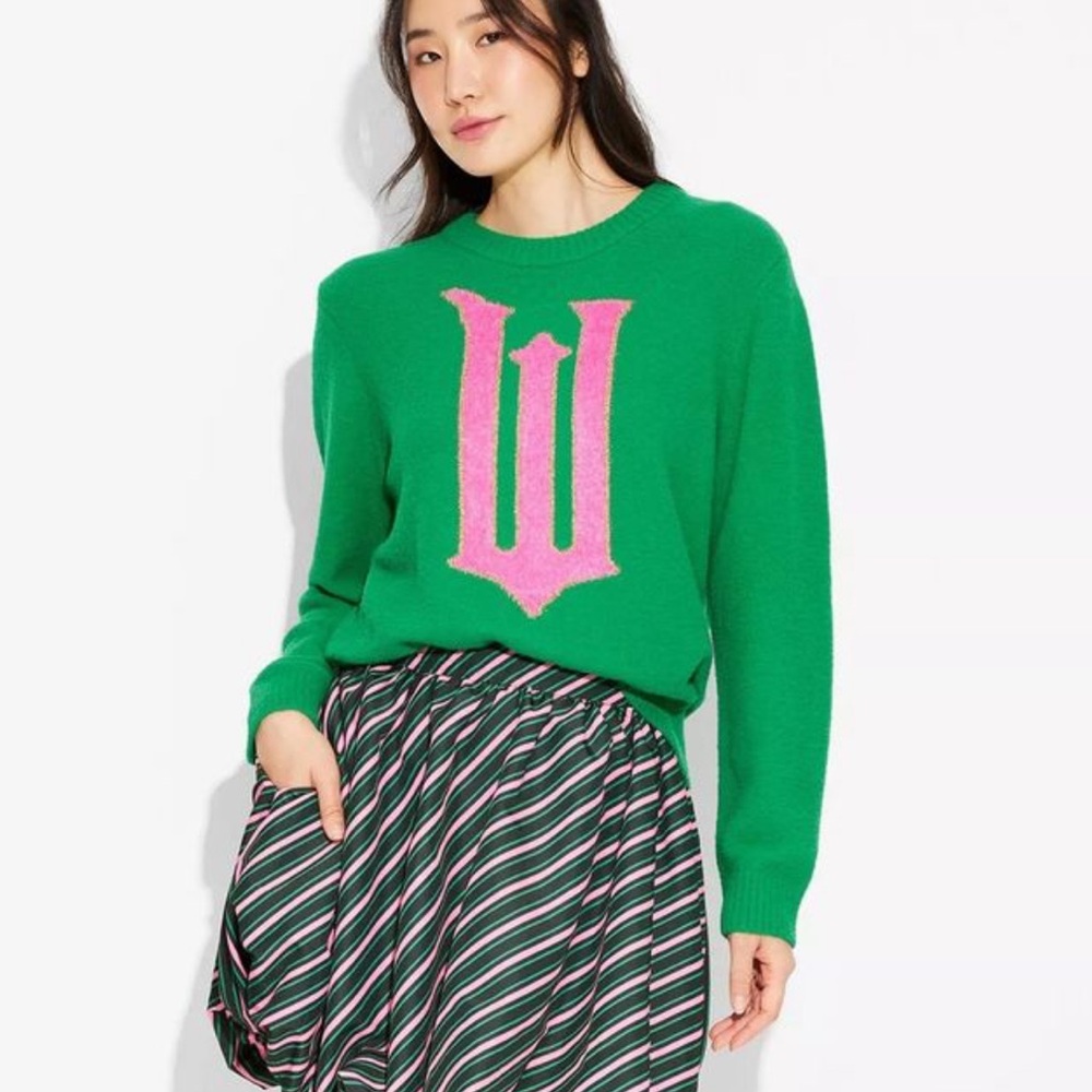 Wicked by Paul Tazewell x Target "W" graphic green sweater Small like new